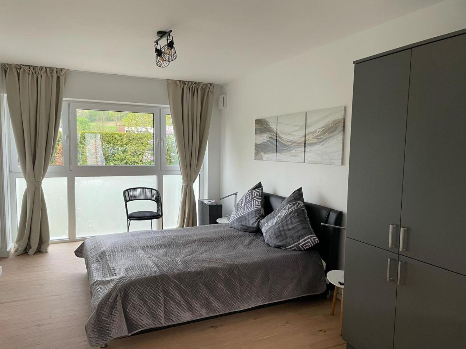 Rösrath Modernes Stilvoll Eingerichtetes Appartement מראה חיצוני תמונה